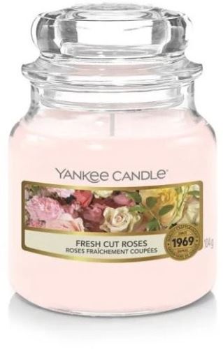 Svíčka YANKEE CANDLE Fresh Cut Roses 104 g
