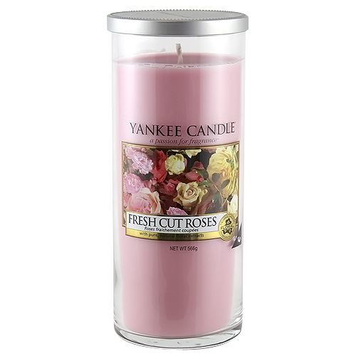 Svíčka ve skleněném válci Yankee Candle Čerstvě nařezané růže, 566 g
