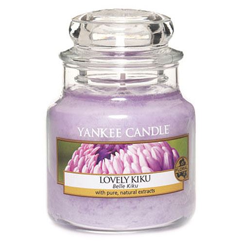 Svíčka ve skleněné dóze Yankee Candle Květ štěstí, 104 g